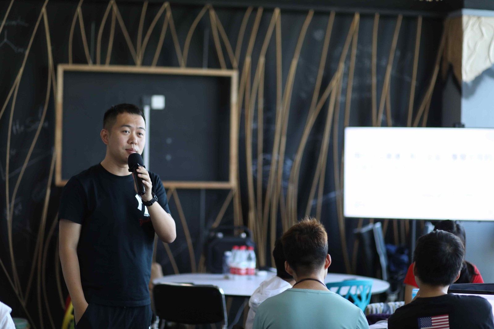 問渠哪得清如許，為有源頭活水來——支付寶通信、加油行業(yè)總經(jīng)理刀火赴高陽武漢分中心分享交流